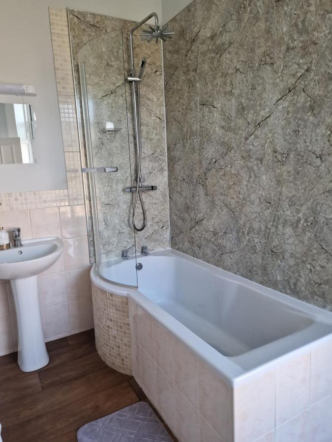 Teviotside Travel Inn Ltd Hawick Εξωτερικό φωτογραφία